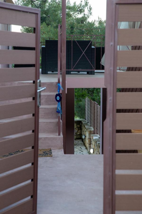 Apartamento Jerma'S House Lixouri Exterior foto